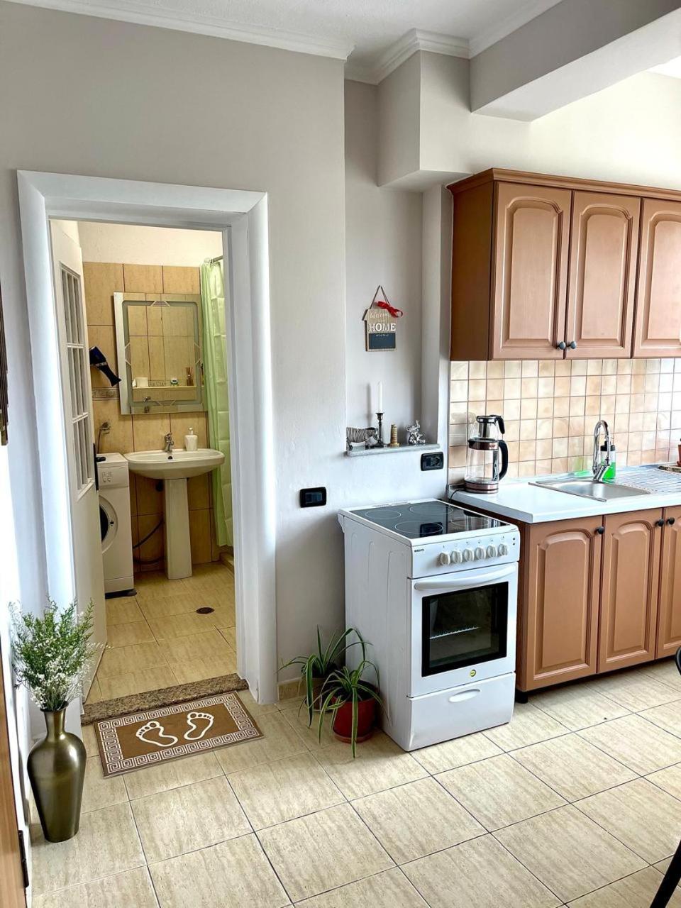 Flex Apartment Tiran Dış mekan fotoğraf